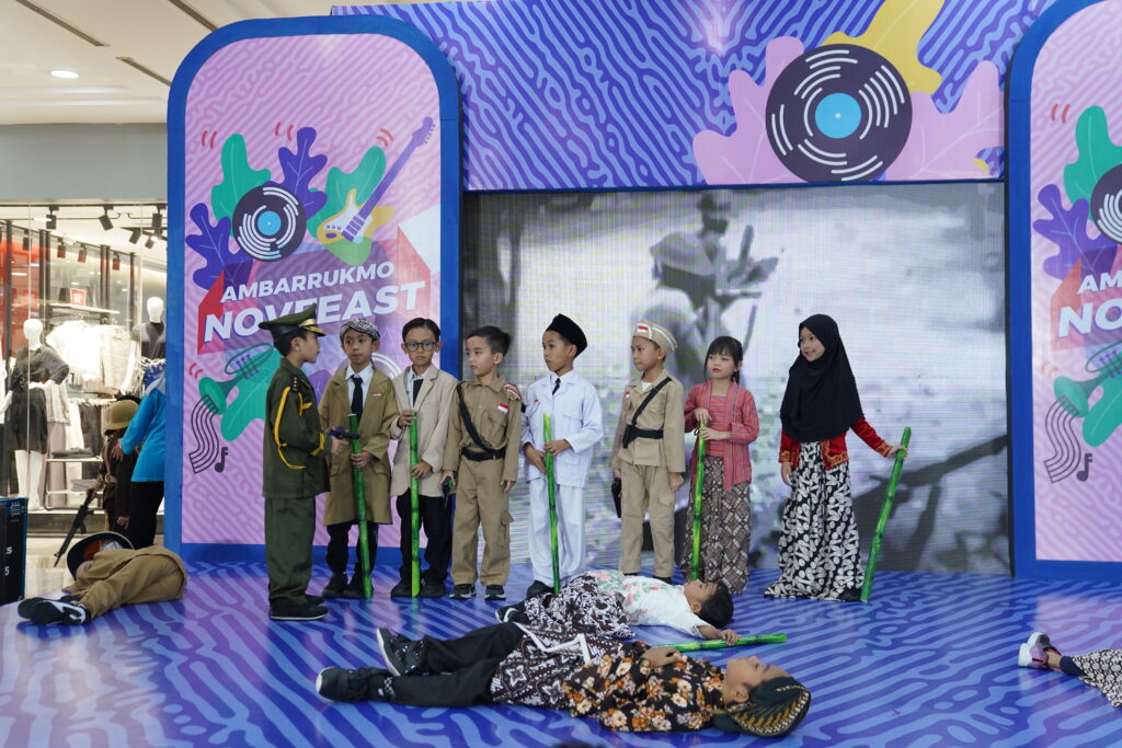 Pagelaran Teater Tanah Airku di Ambarrukmo Plaza Yogyakarta (Foto/Humas GIS 3 Jogja)